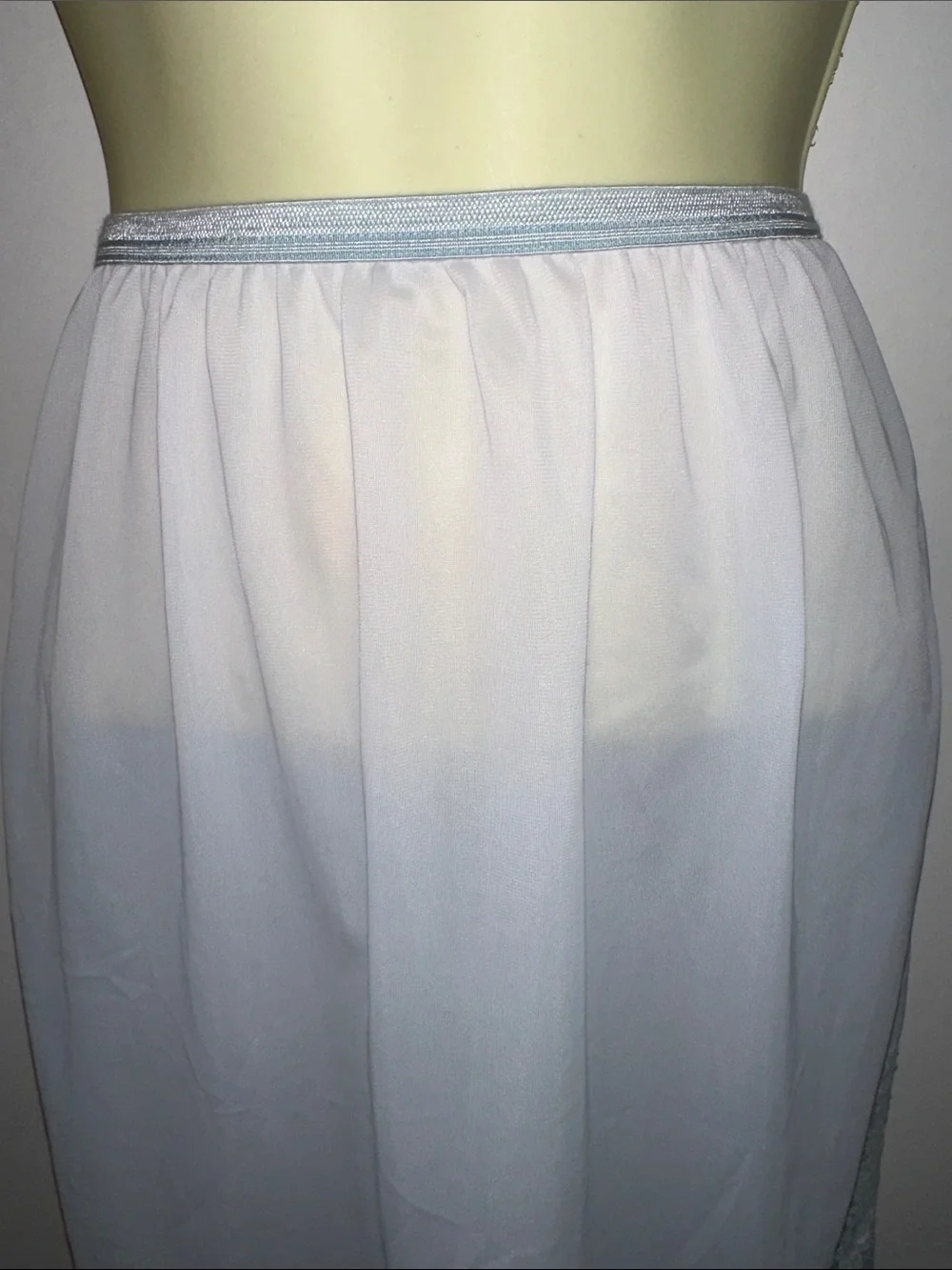 Vintage 60s Vanity Fair Light Blue Lace-Hem Mini Half Slip - Picture 2 of 9
